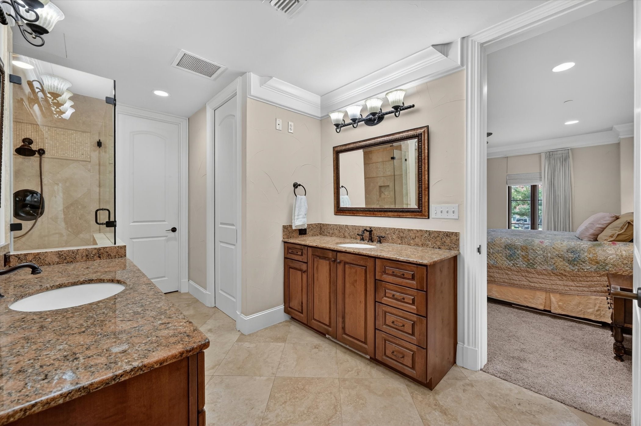 501 Samuels Avenue Fort Worth TX 76102