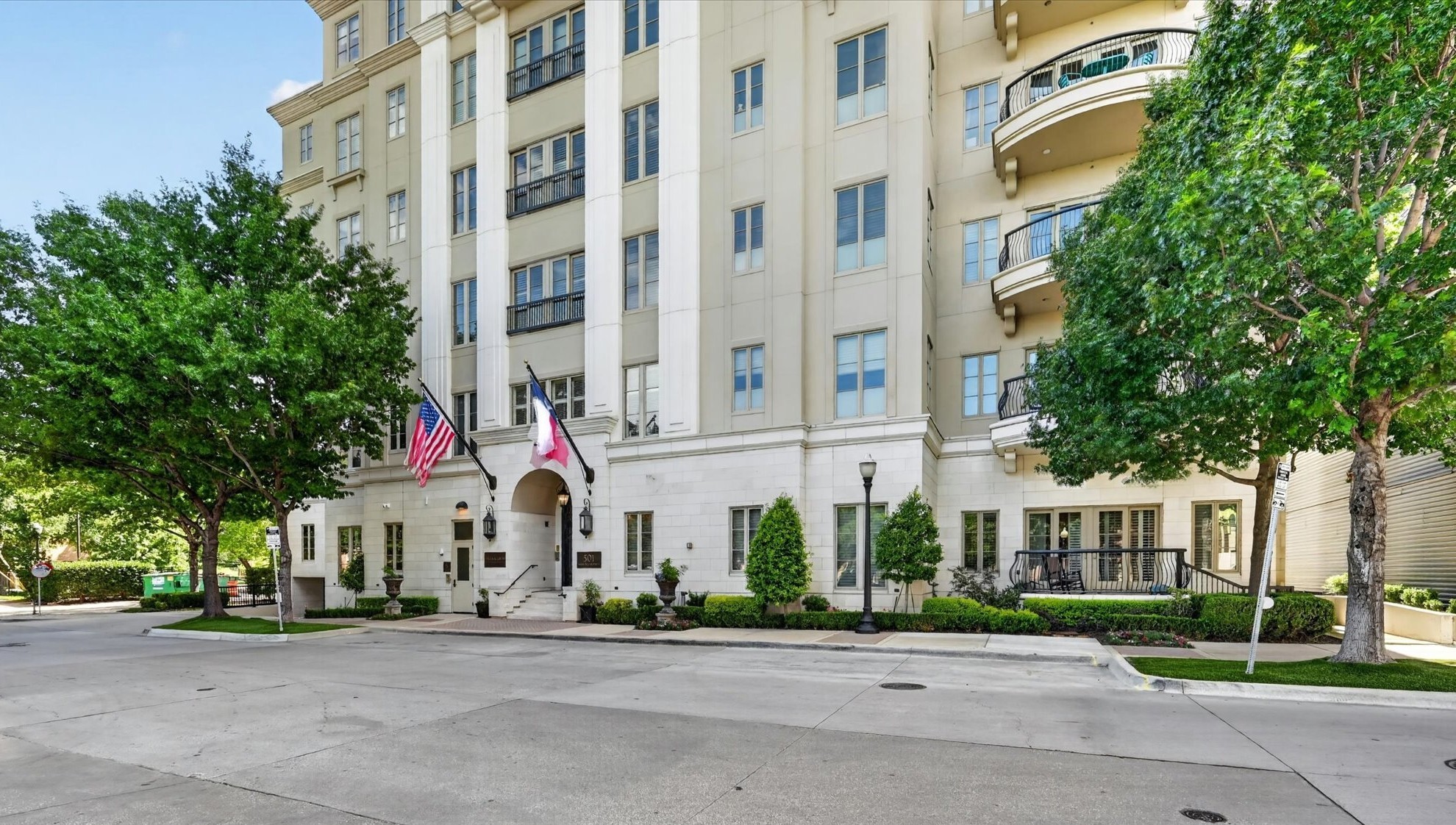 501 Samuels Avenue Fort Worth TX 76102