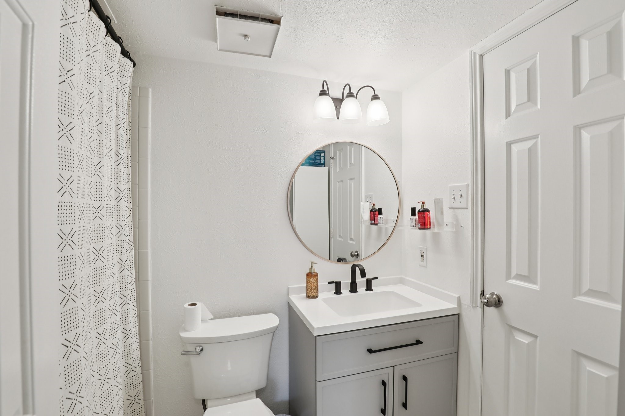 2835 Keller Springs Road Carrollton TX 75006