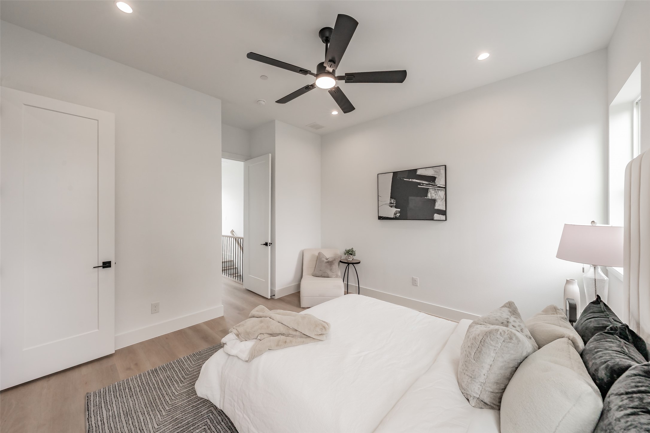 2523 Hondo Avenue Dallas TX 75219