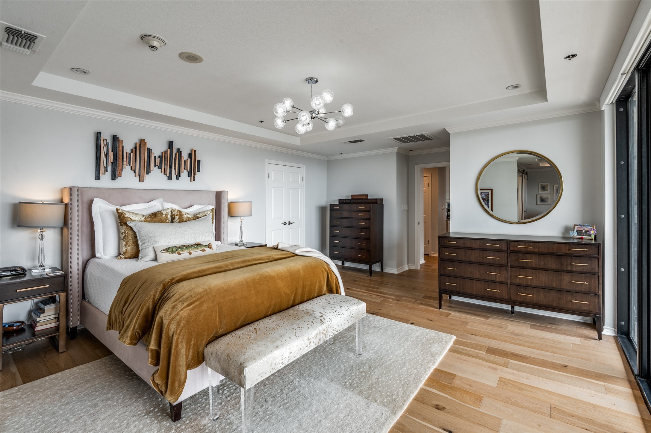 5909 Luther Lane Dallas TX 75225