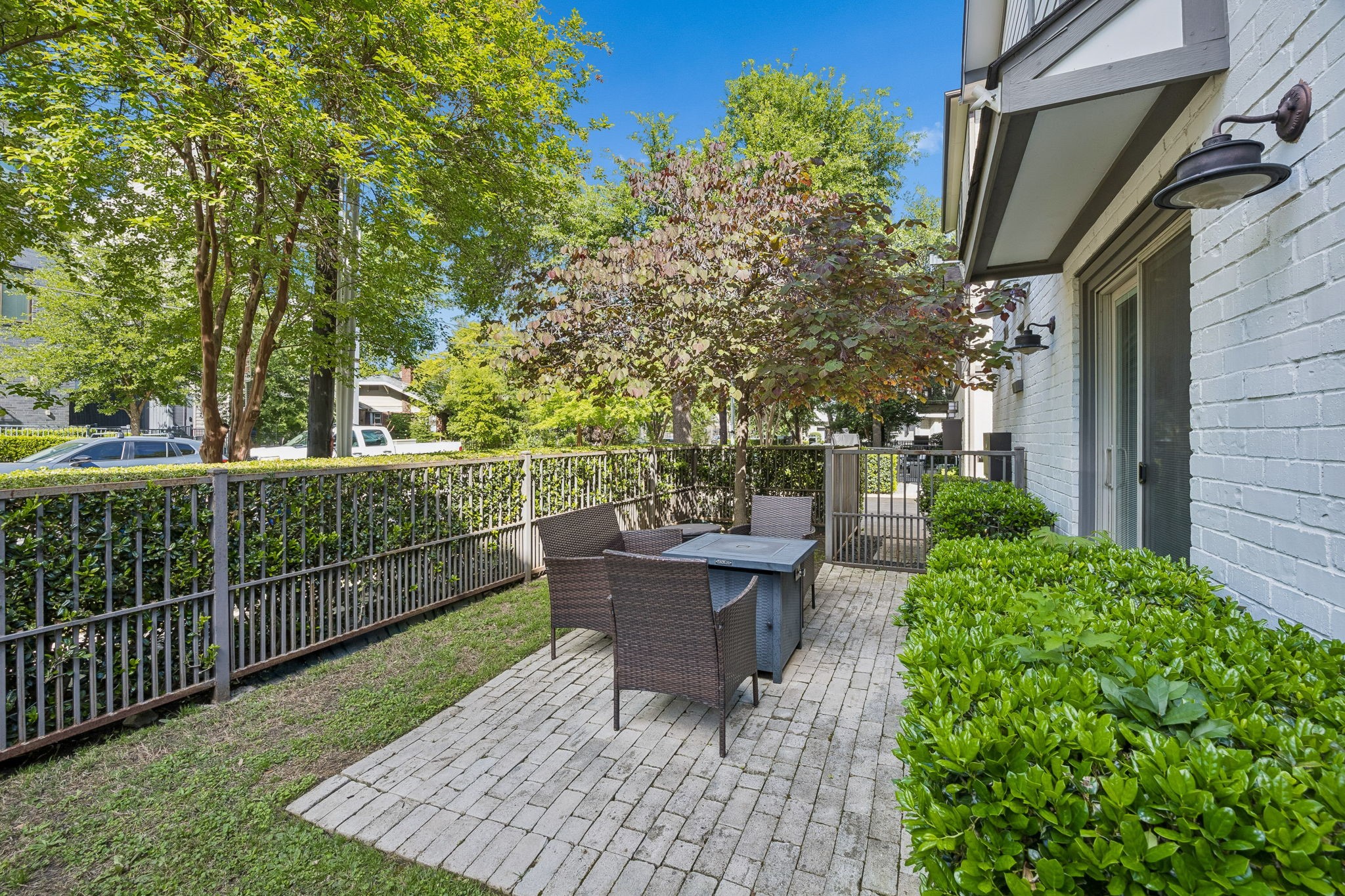 5922 Hudson Street Dallas TX 75206