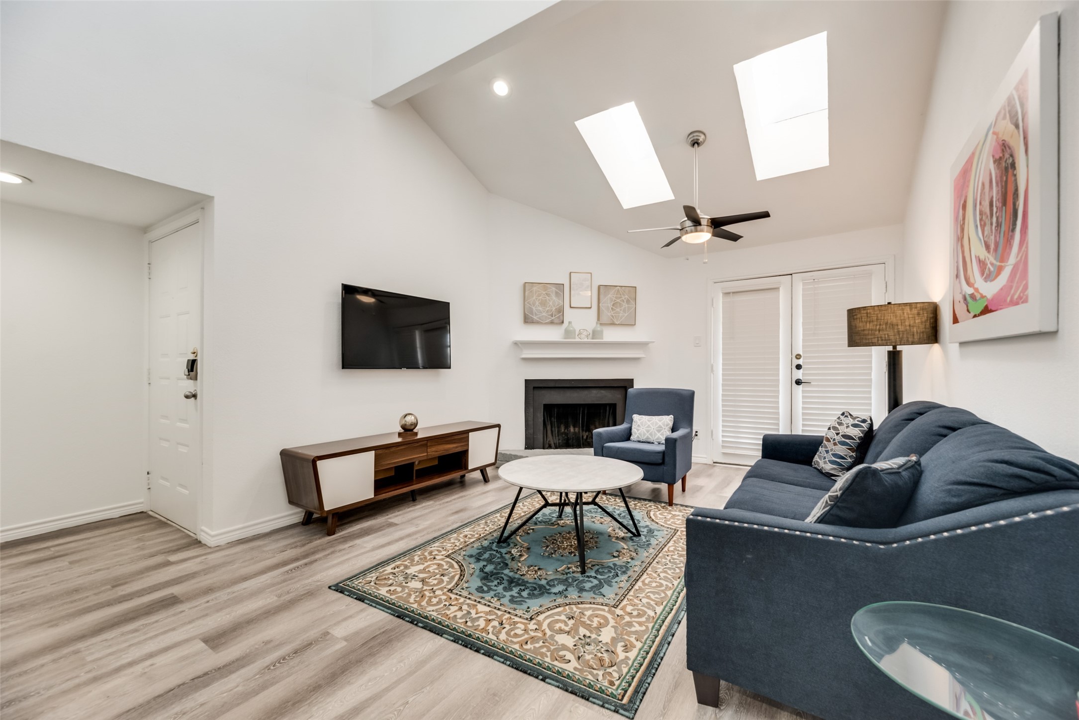 5750 Phoenix Drive Dallas TX 75231