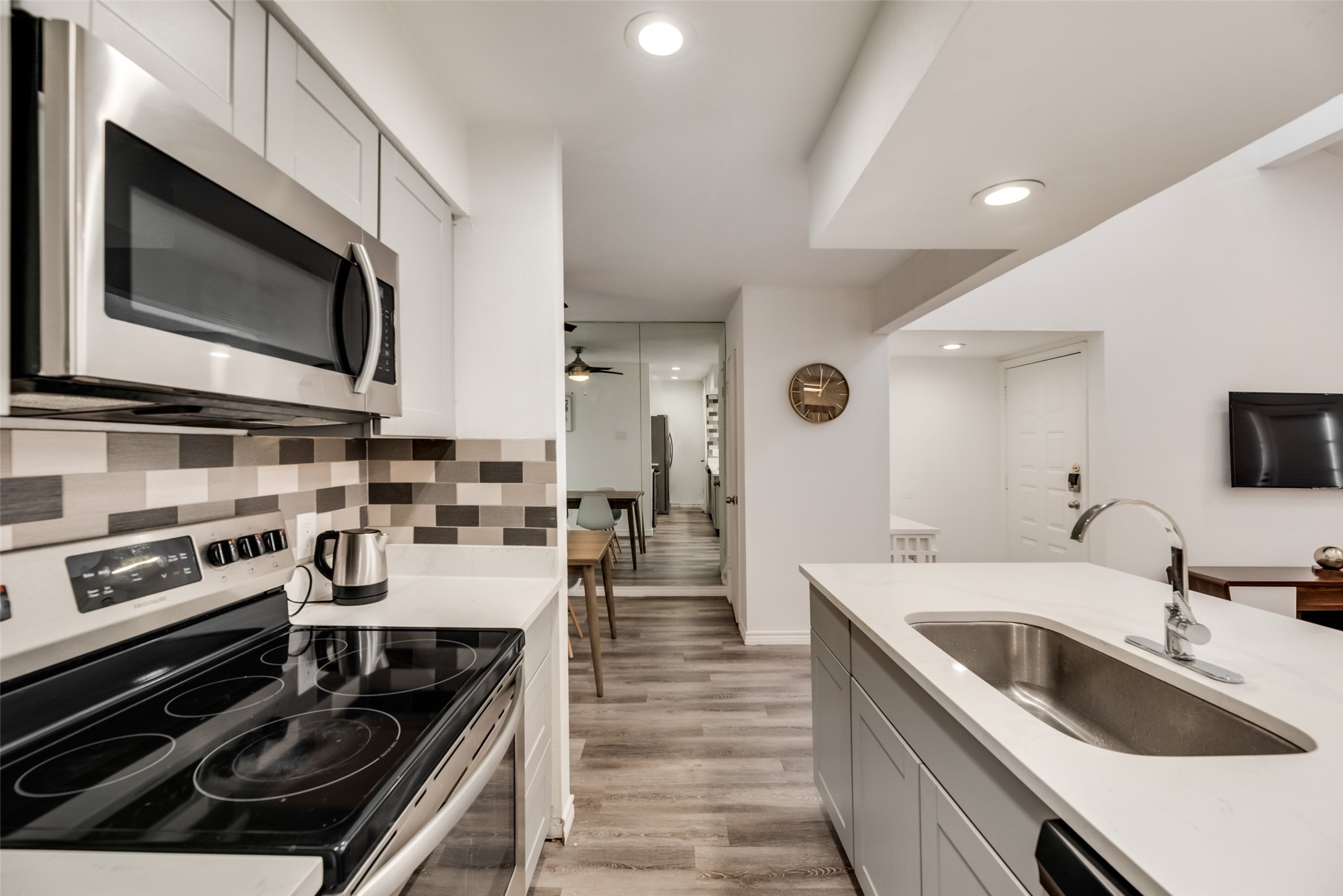 5750 Phoenix Drive Dallas TX 75231