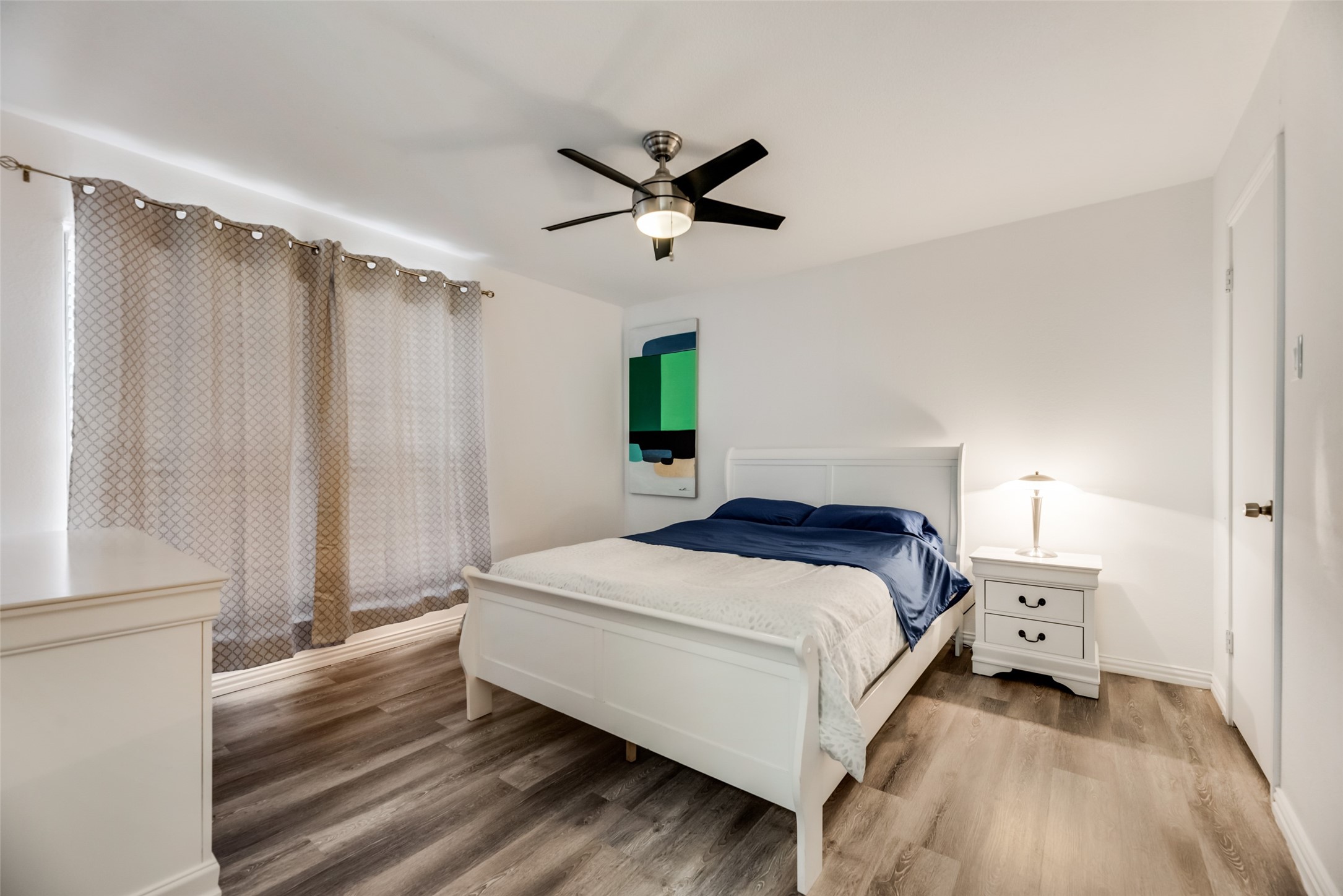 5750 Phoenix Drive Dallas TX 75231