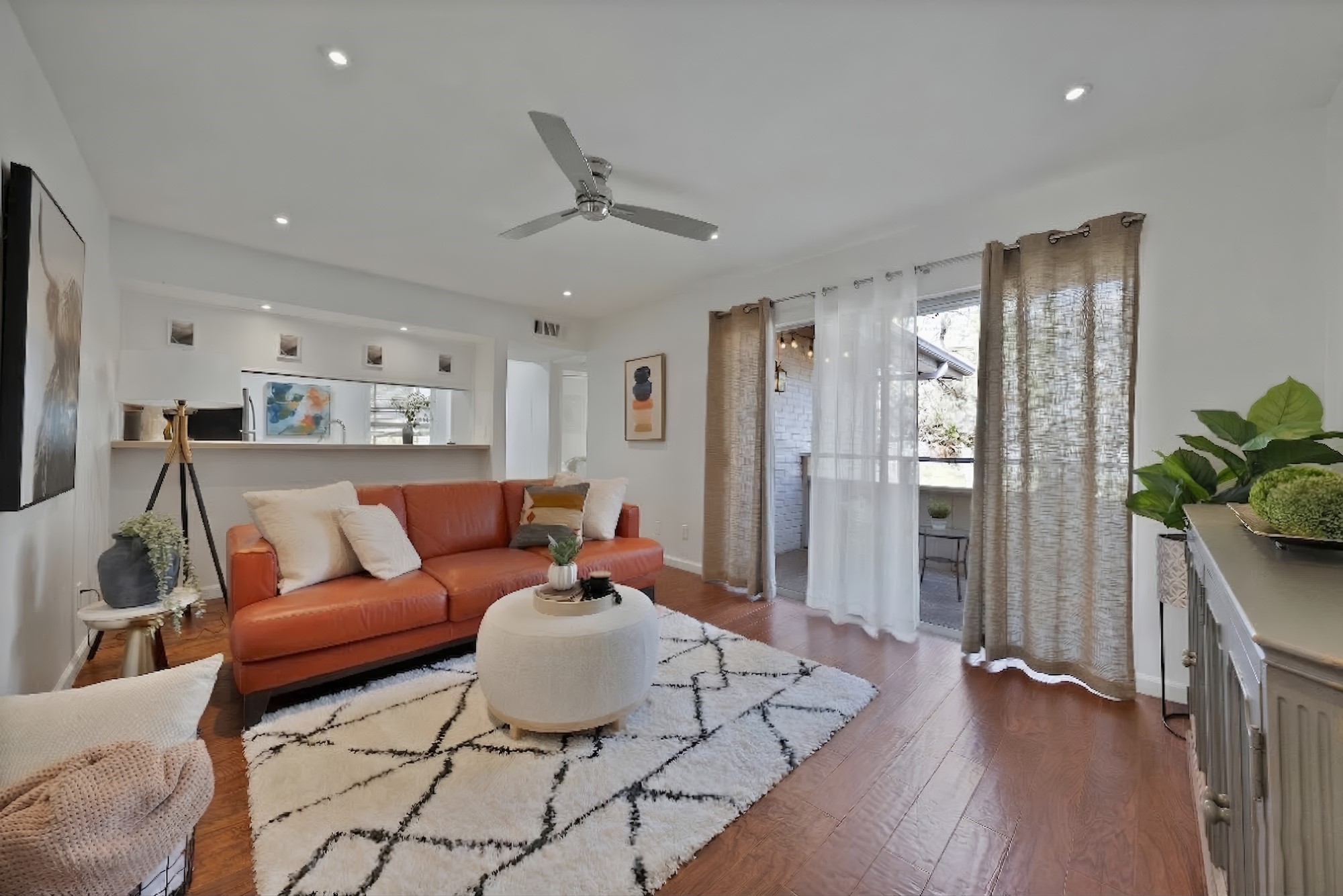 4347 Dickason Avenue Dallas TX 75219