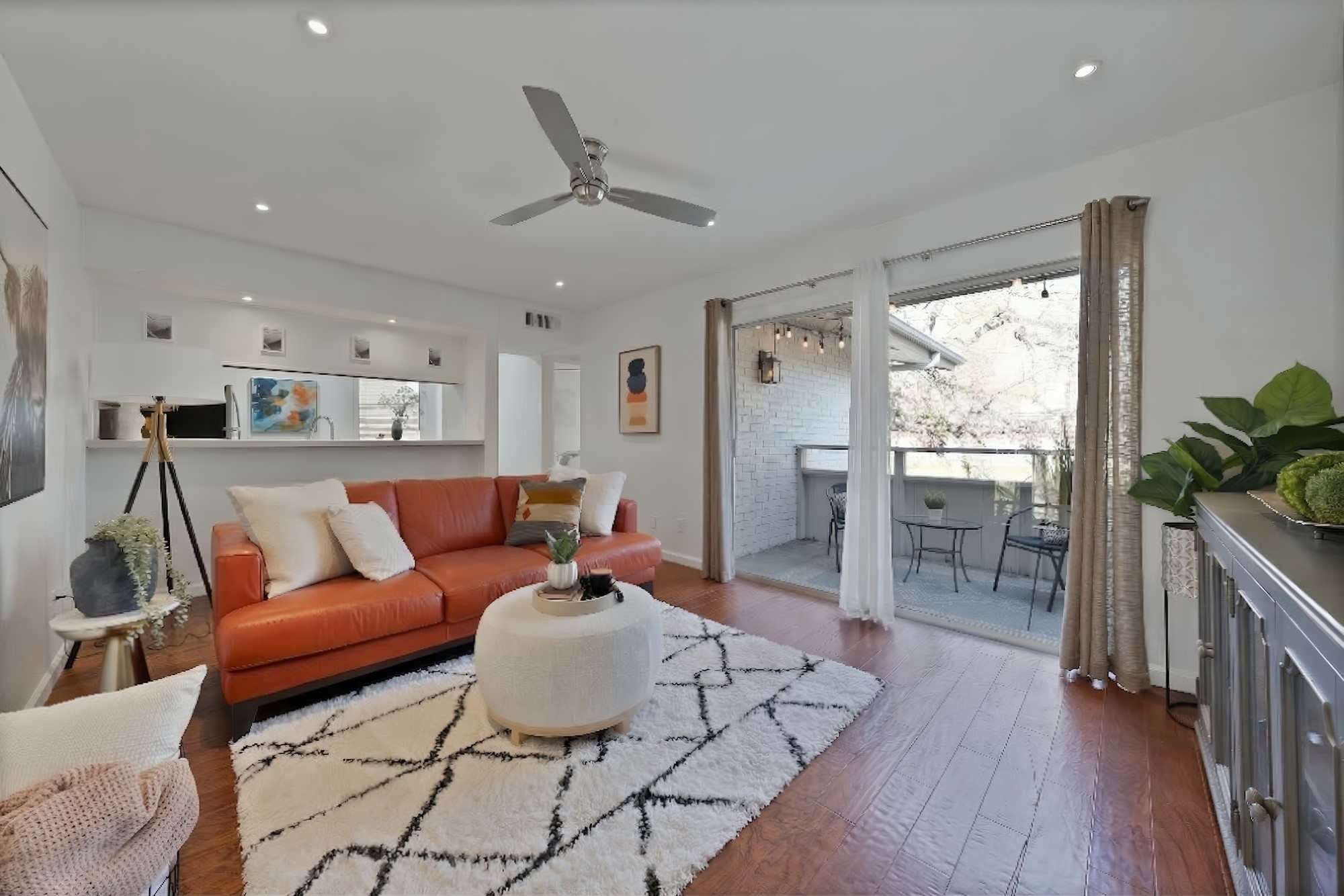 4347 Dickason Avenue Dallas TX 75219