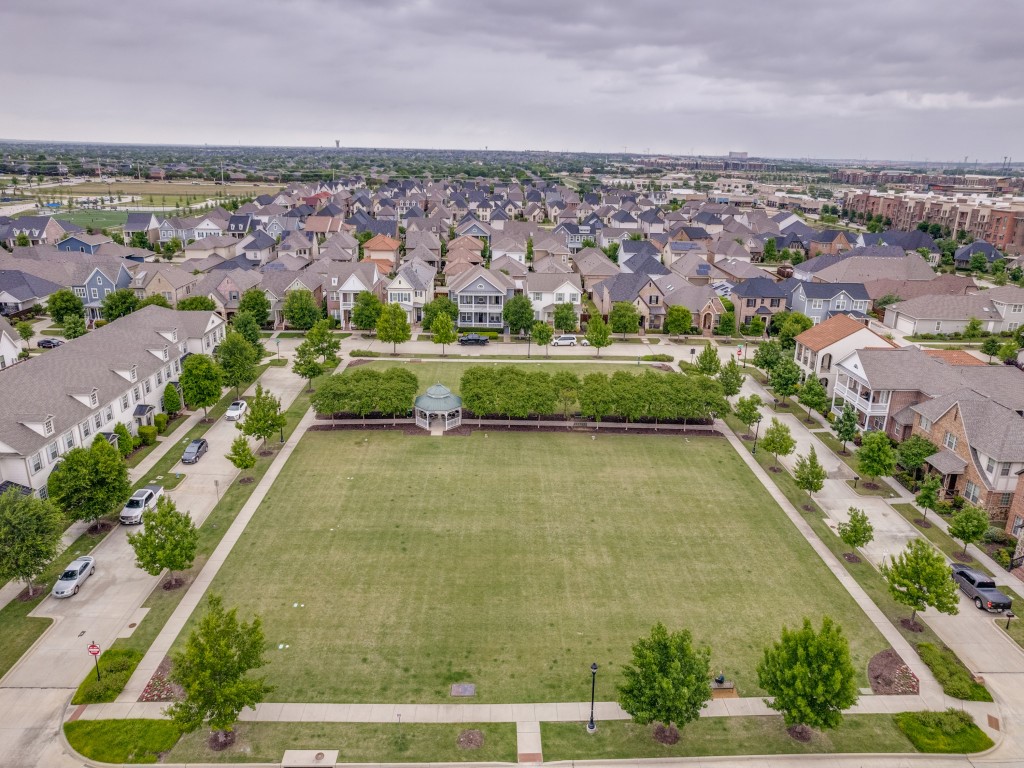 8357 Canal Street Frisco TX 75034