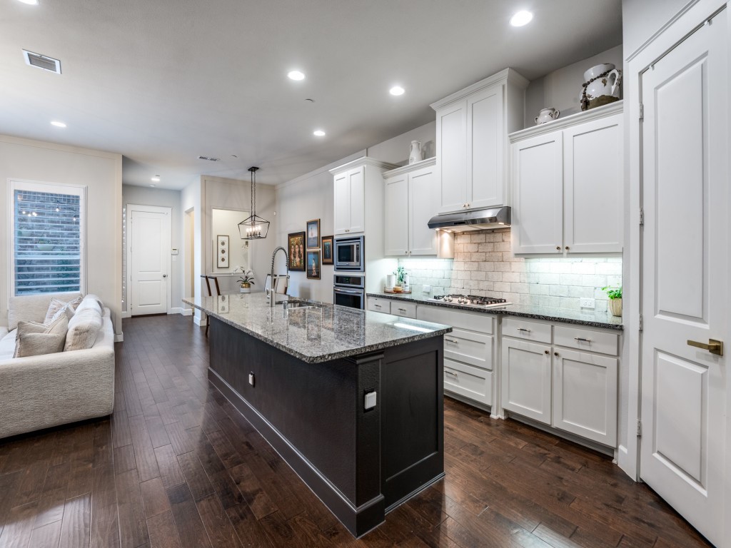 8357 Canal Street Frisco TX 75034