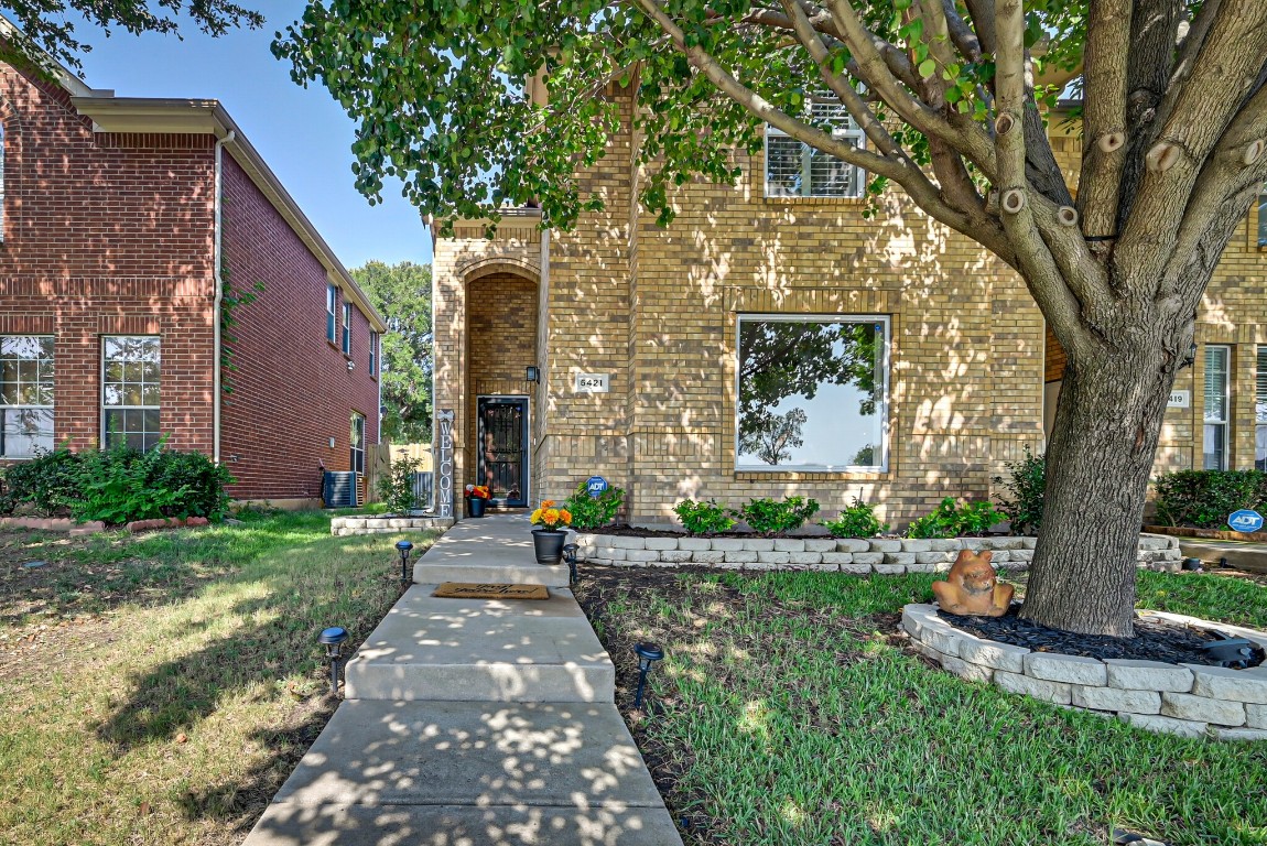 5421 Prairie Lane Grand Prairie TX 75052