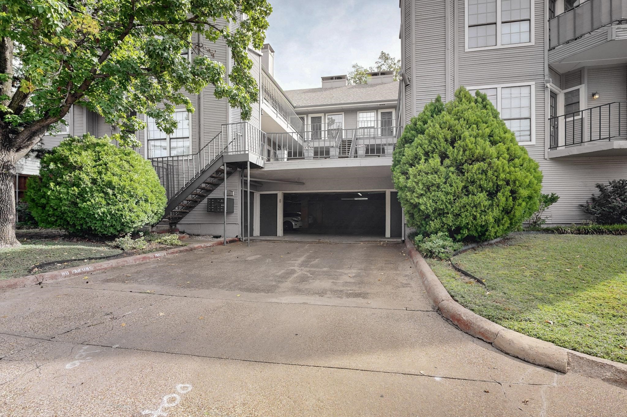 218 N Beacon Street Dallas TX 75214