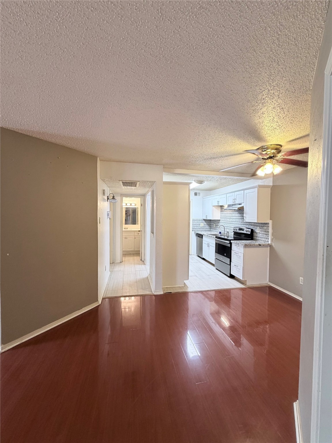 18333 Roehampton Drive Dallas TX 75252
