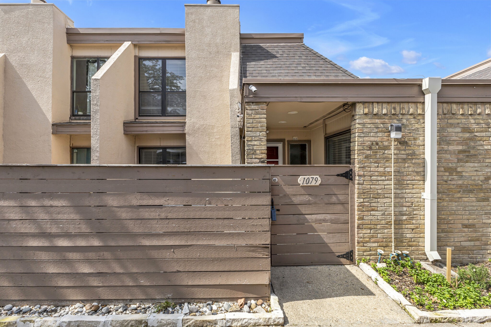 3045 Park Lane Dallas TX 75220