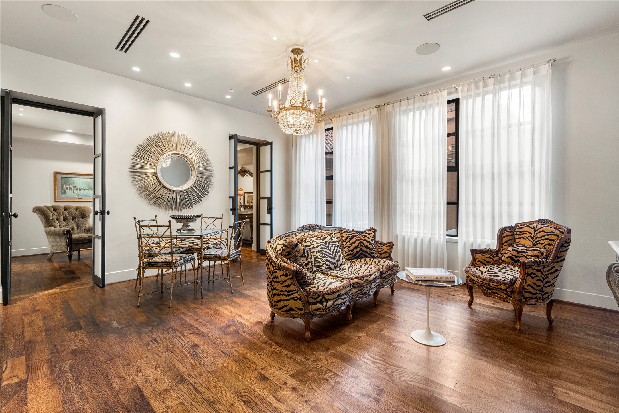 2801 Turtle Creek Boulevard Dallas TX 75219