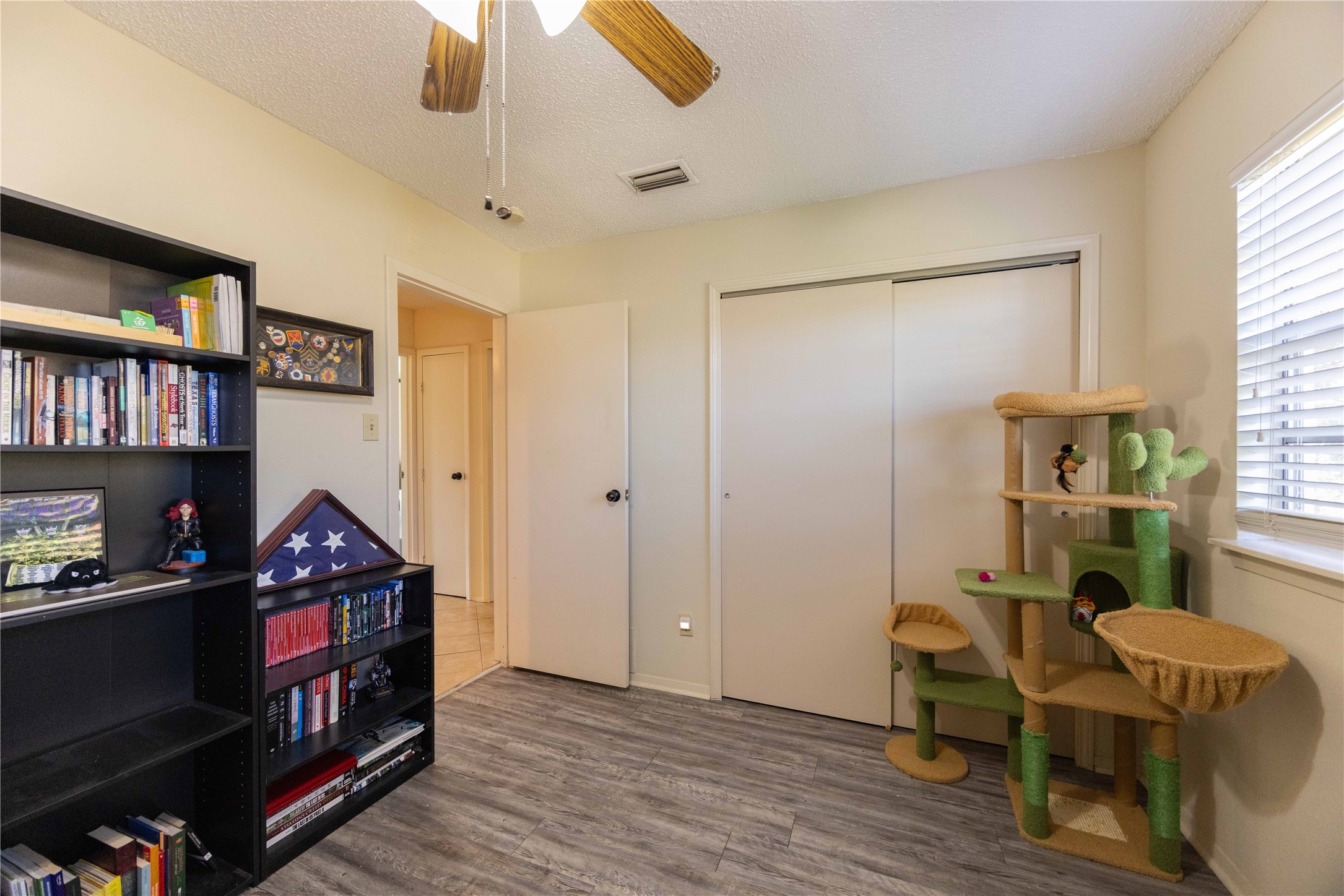 4806 Rollingwood Court Garland TX 75043