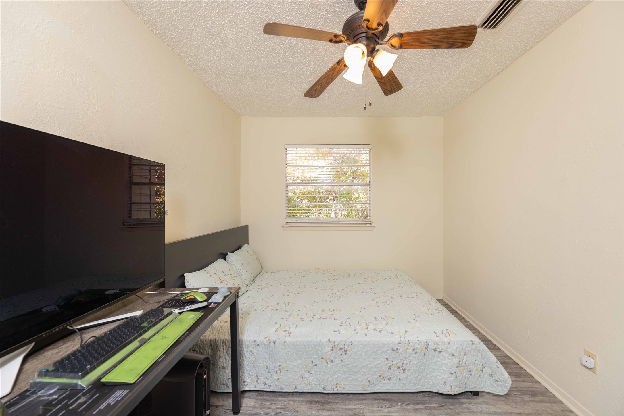 4806 Rollingwood Court Garland TX 75043