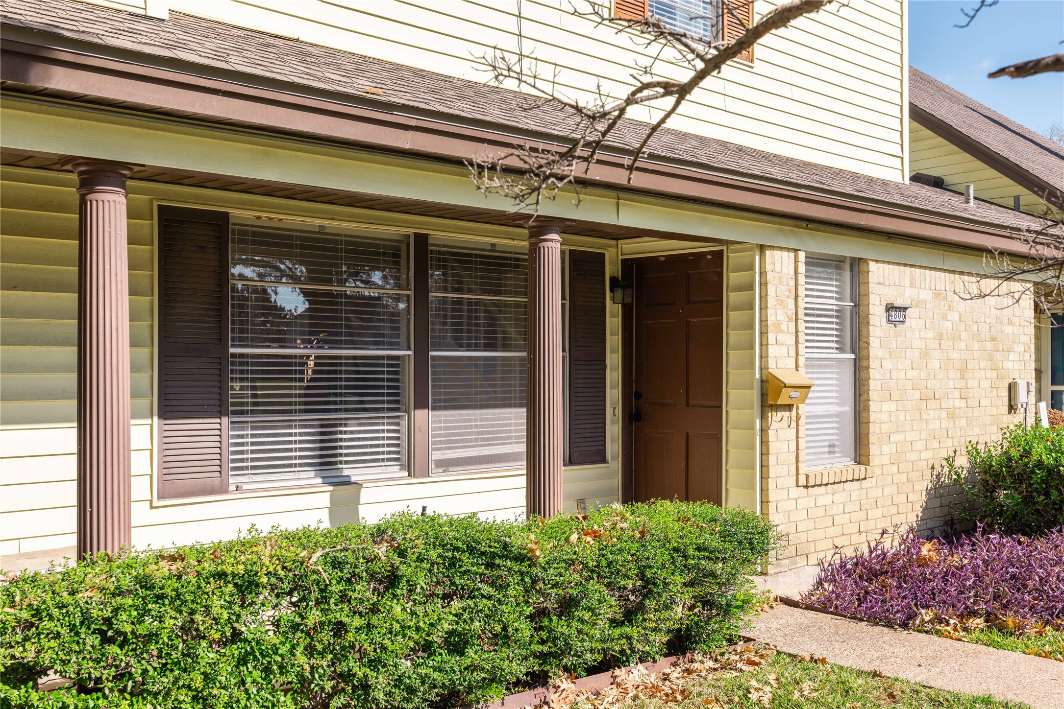 4806 Rollingwood Court Garland TX 75043