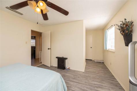 4806 Rollingwood Court Garland TX 75043
