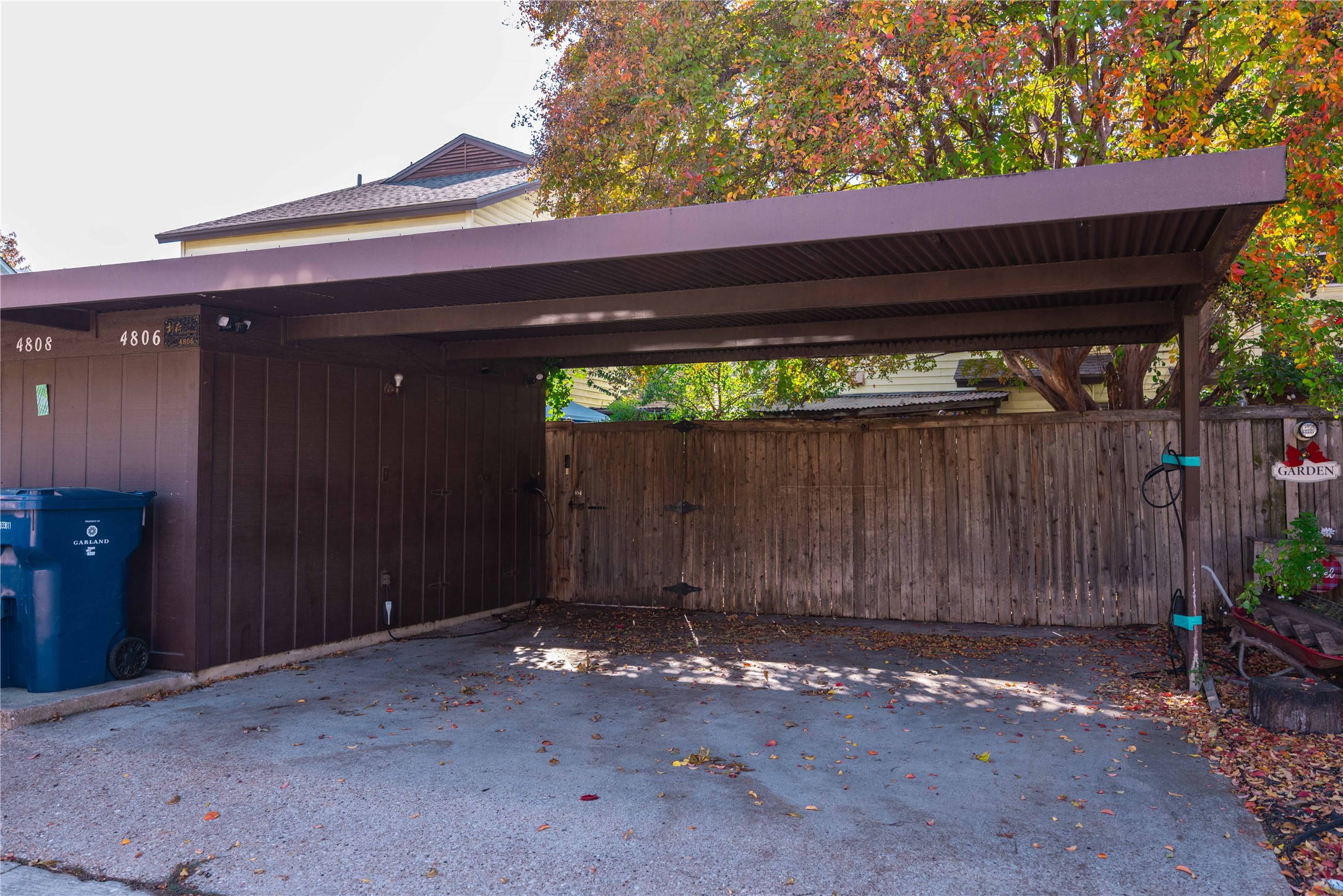 4806 Rollingwood Court Garland TX 75043