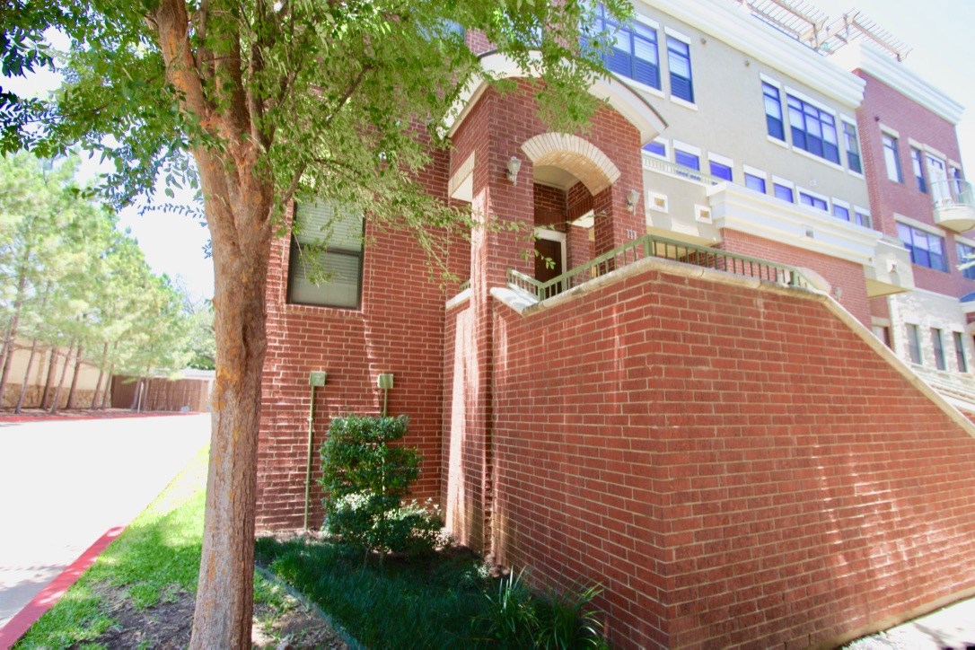 1201 Beaconsfield Lane Arlington TX 76011