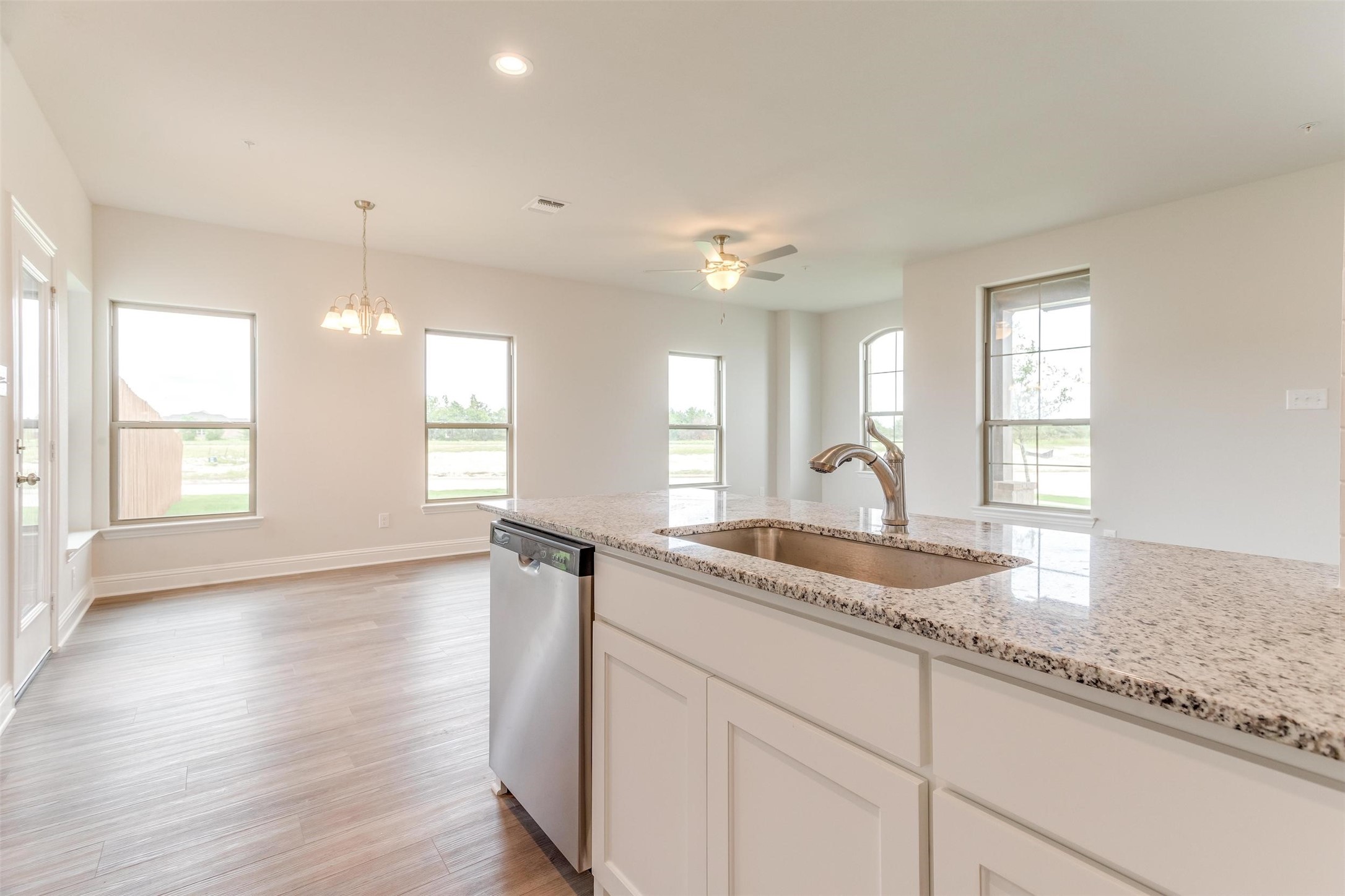 1533 Homeplace Circle Mansfield TX 76063