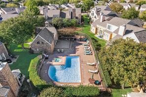 209 Cimarron Trail Irving TX 75063