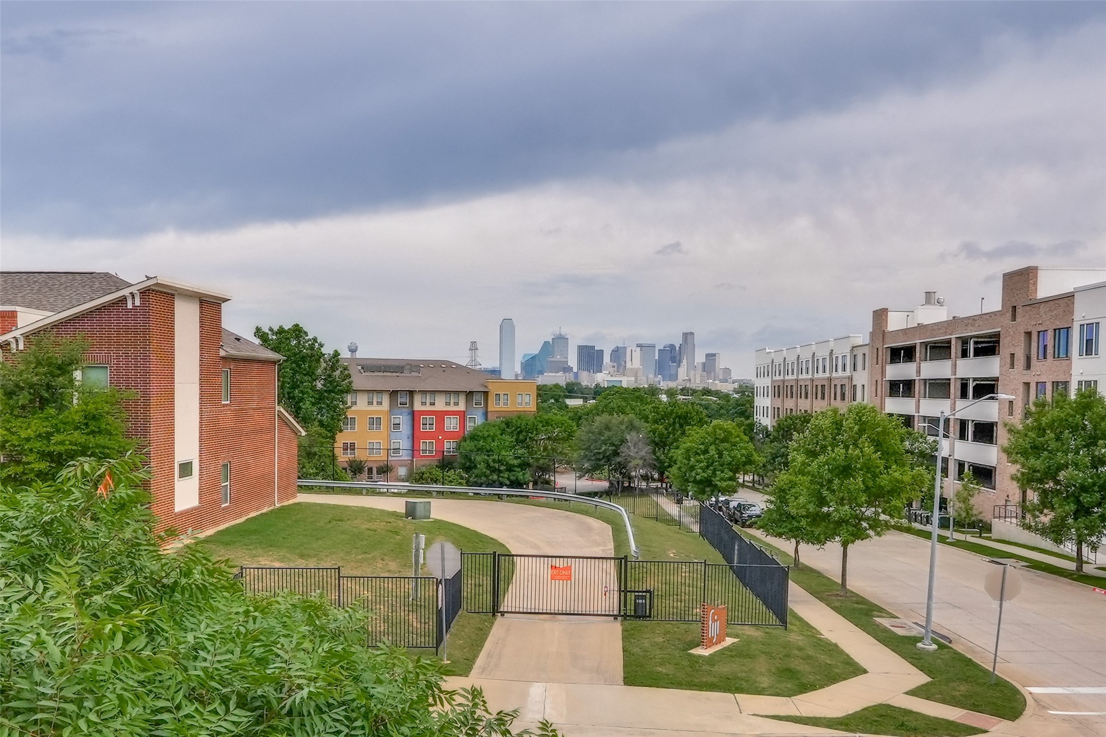 1596 Fiji Street Dallas TX 75203