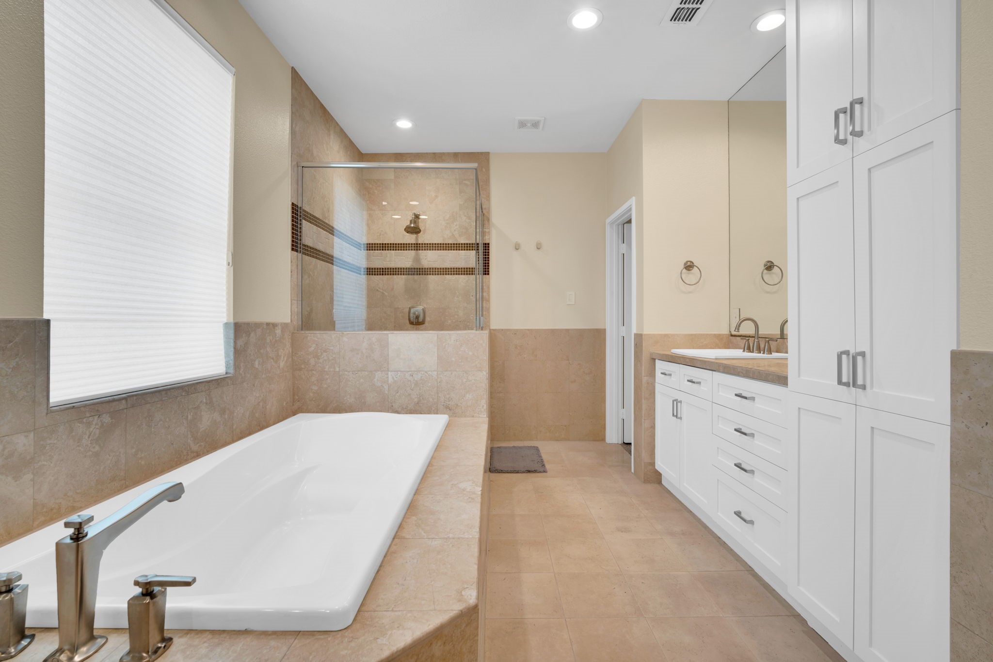 2119 Albany Street Dallas TX 75201