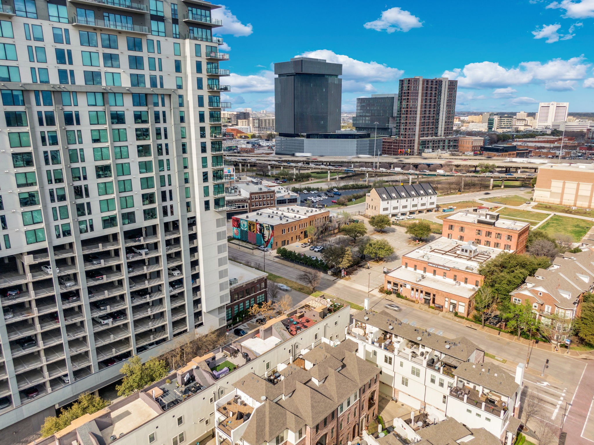 2119 Albany Street Dallas TX 75201