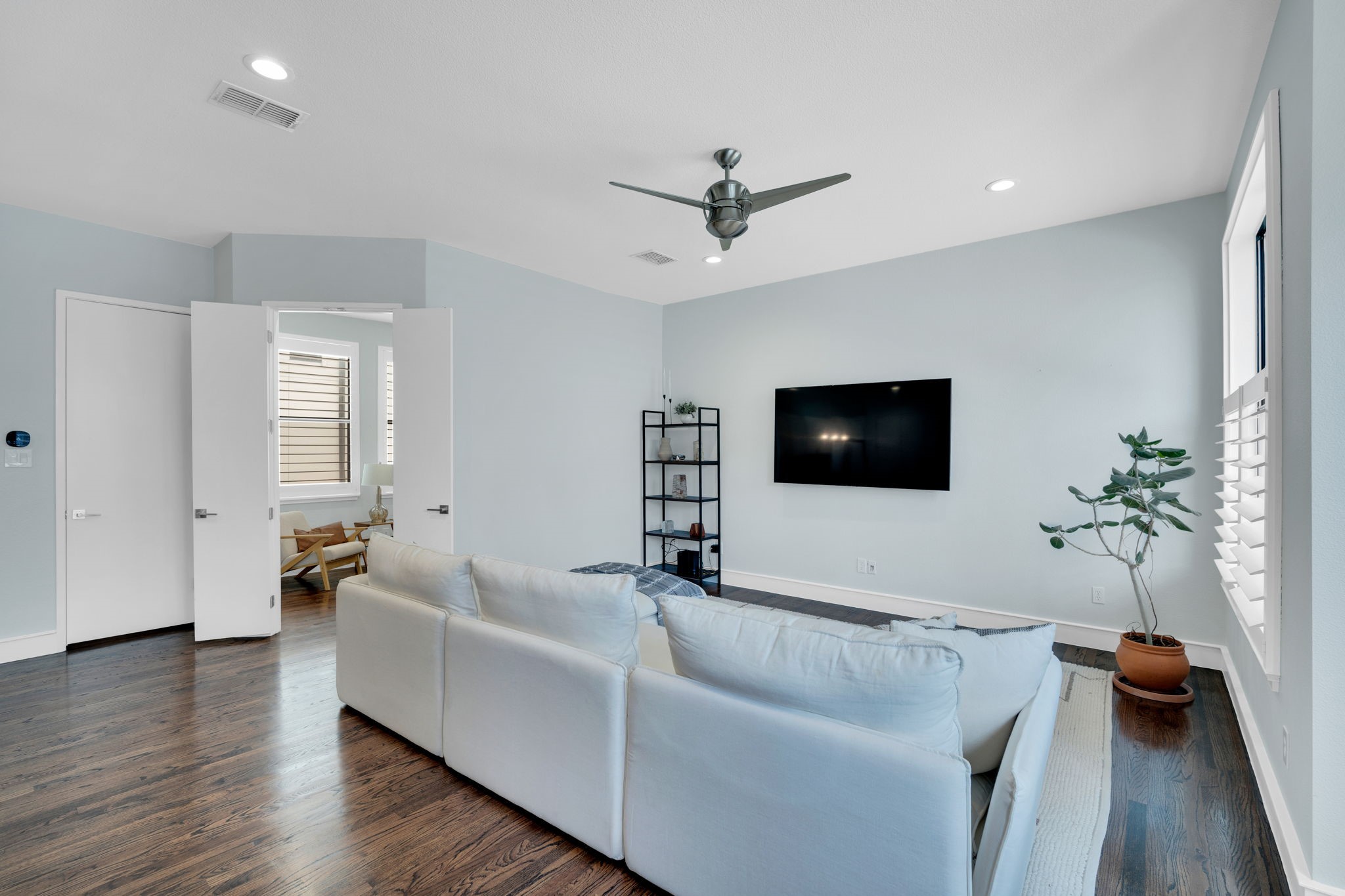 2119 Albany Street Dallas TX 75201