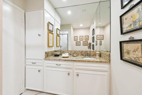 6227 Bandera Avenue Dallas TX 75225