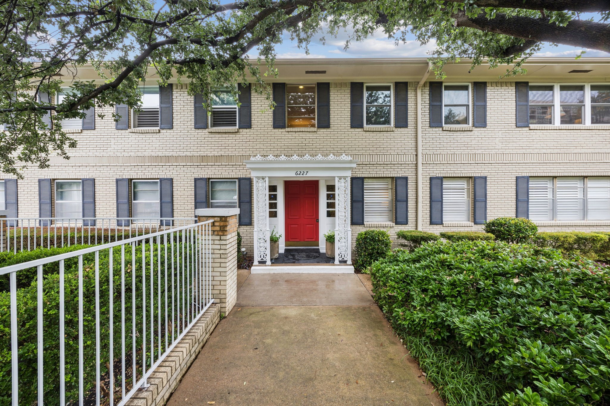 6227 Bandera Avenue Dallas TX 75225