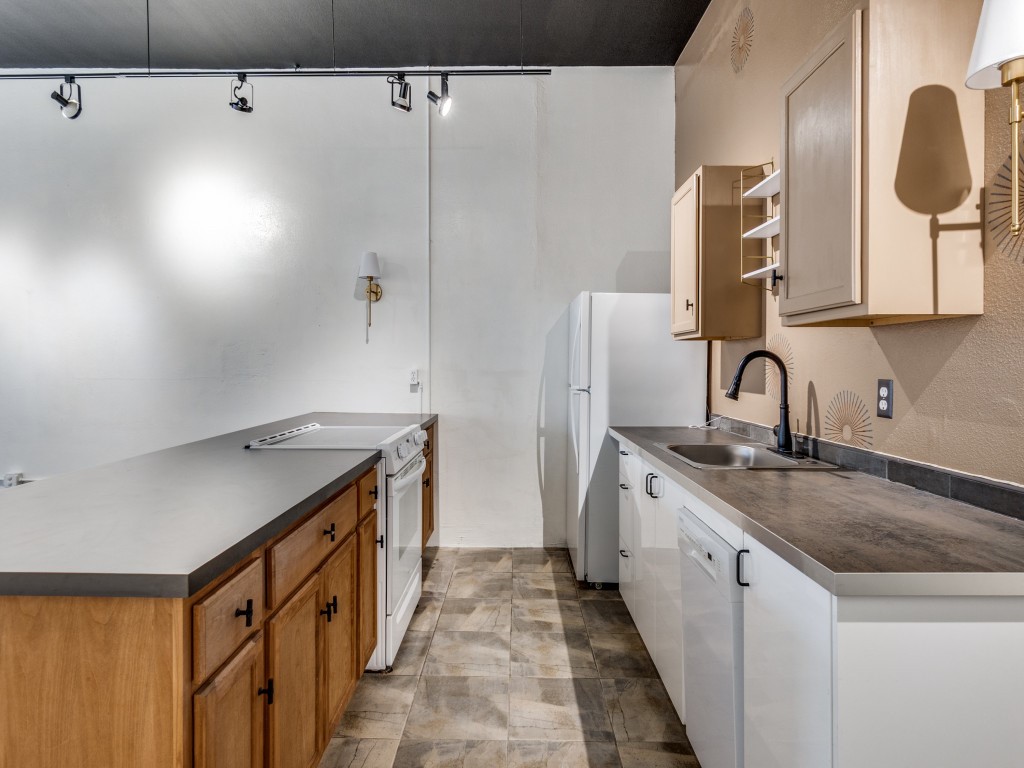 4210 Main Street Dallas TX 75226