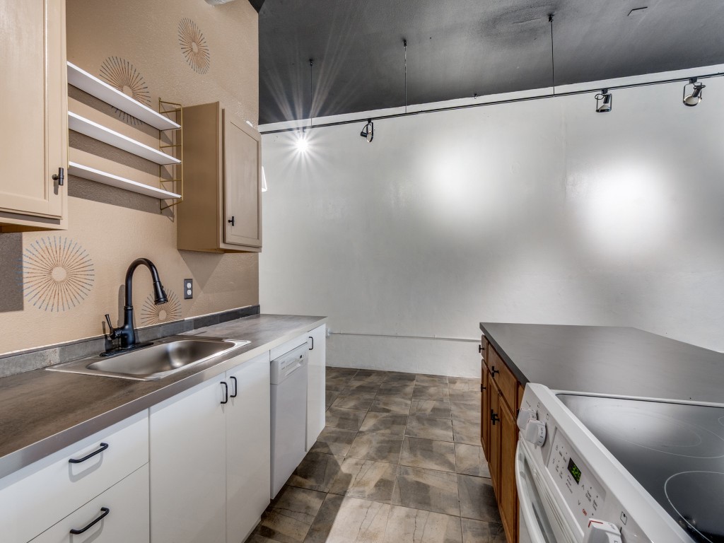 4210 Main Street Dallas TX 75226