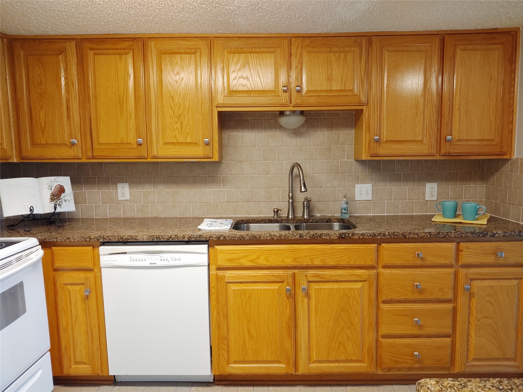 112 Harbor Drive Runaway Bay TX 76426