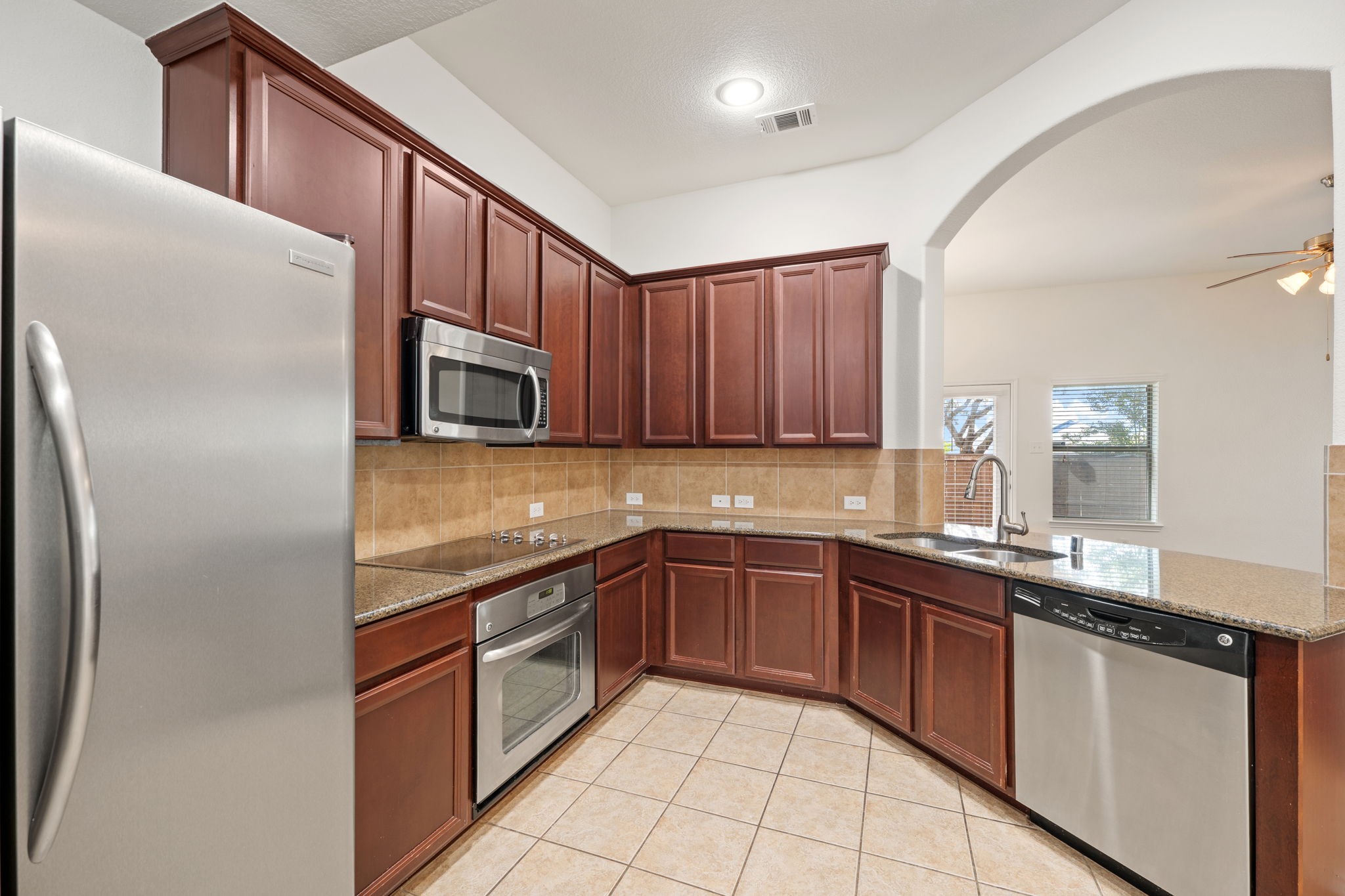 1013 Lucy Lane Allen TX 75013
