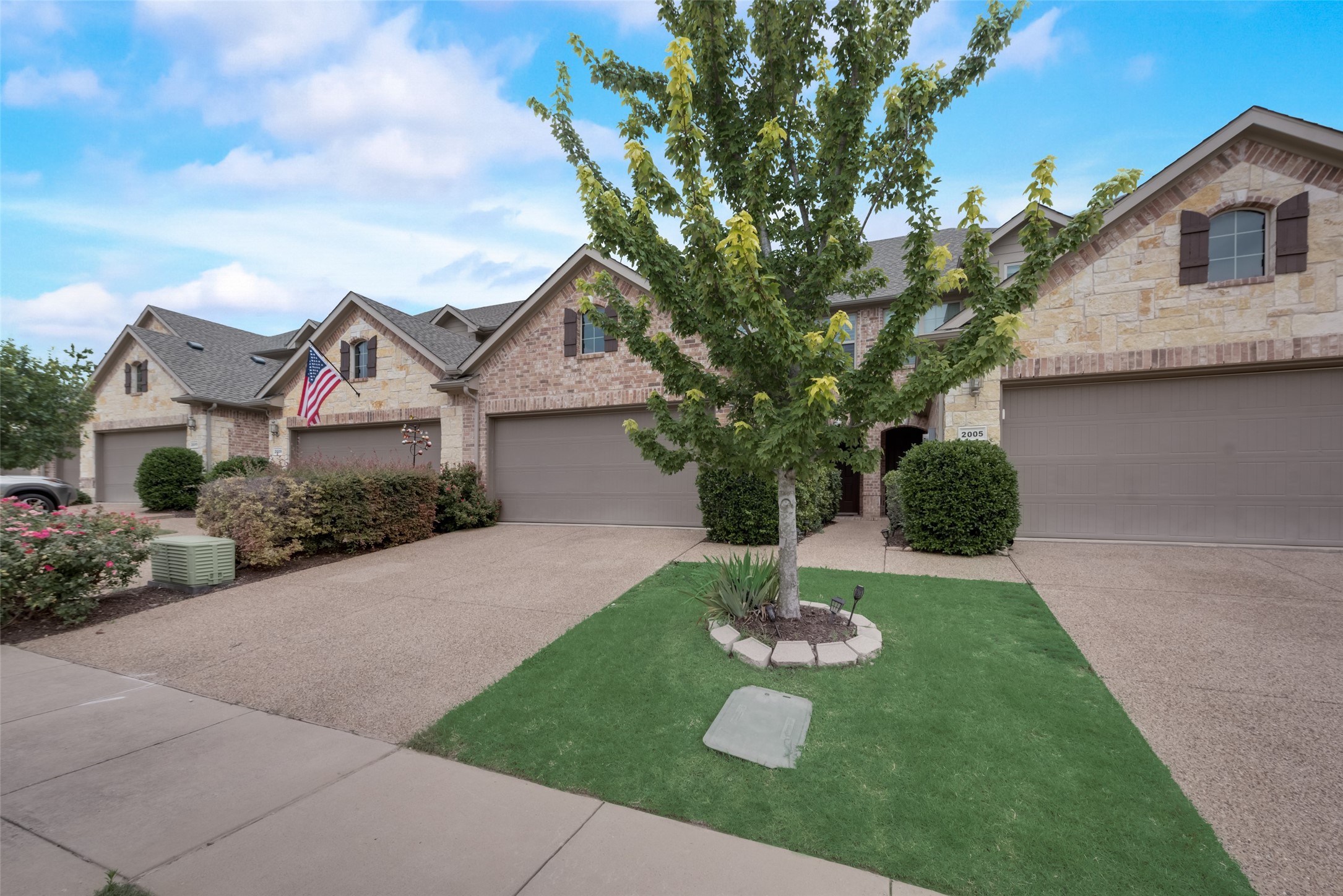 2007 Osprey Lane Garland TX 75044