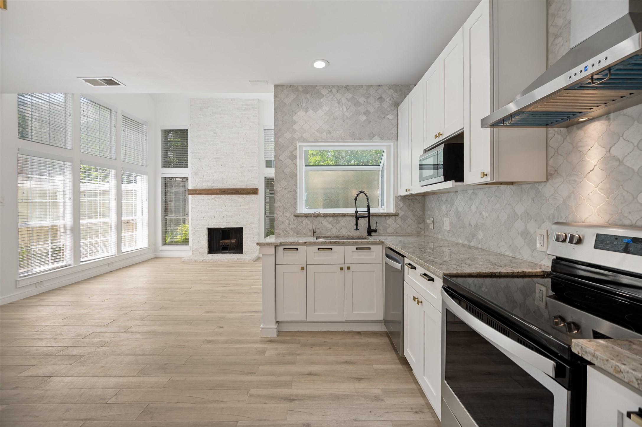 6220 Bentwood Trail Dallas TX 75252