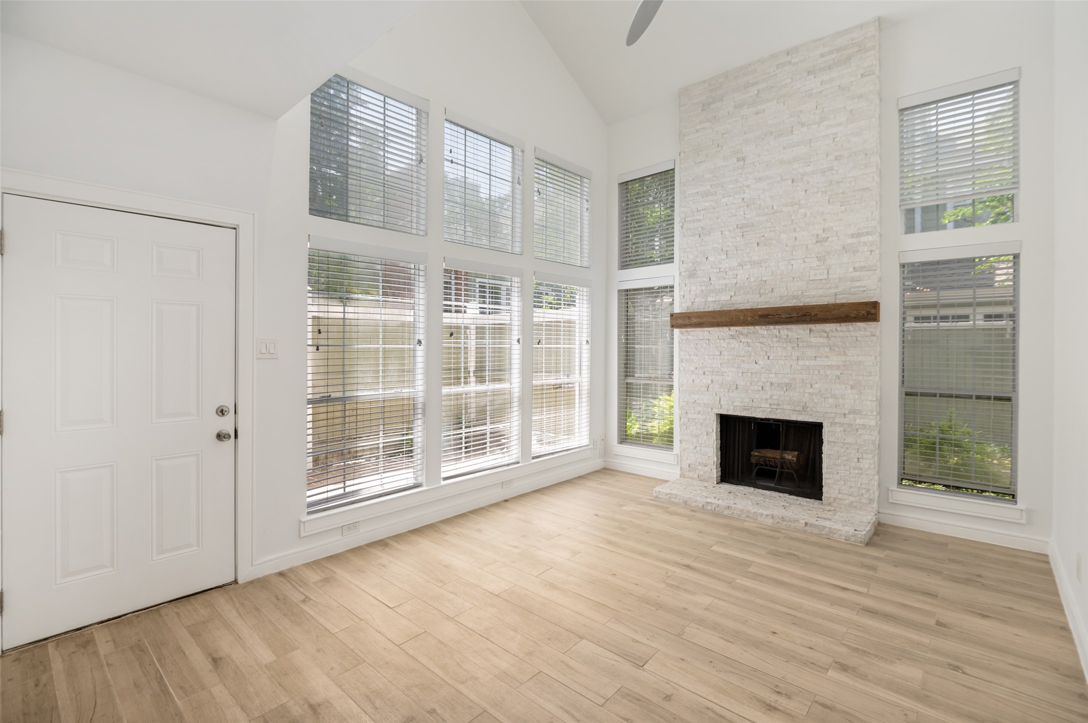 6220 Bentwood Trail Dallas TX 75252