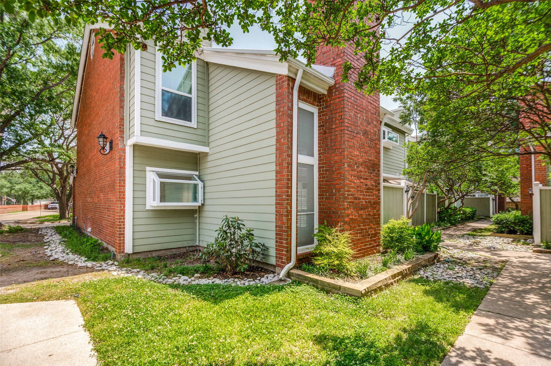 6220 Bentwood Trail Dallas TX 75252