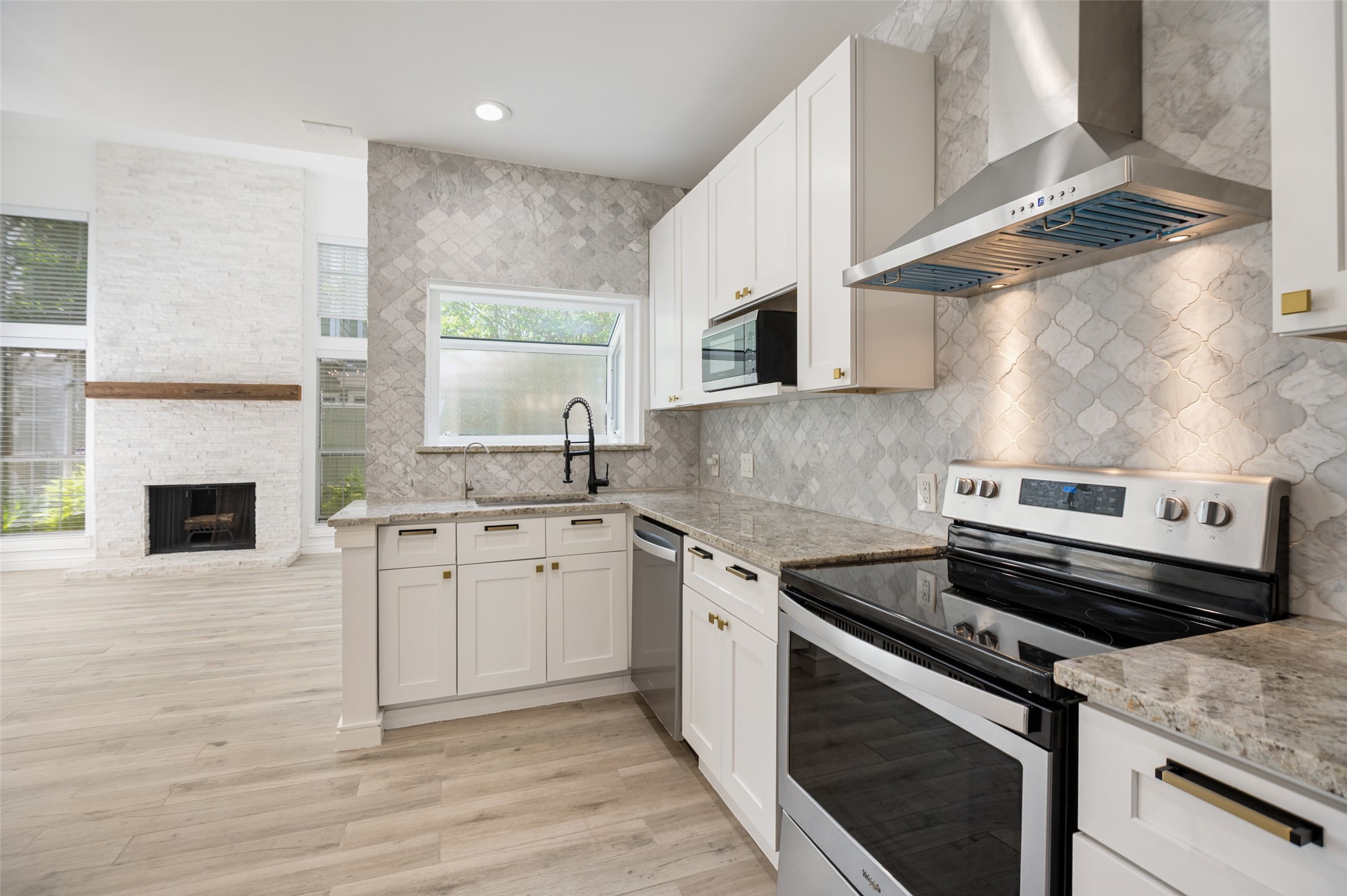 6220 Bentwood Trail Dallas TX 75252