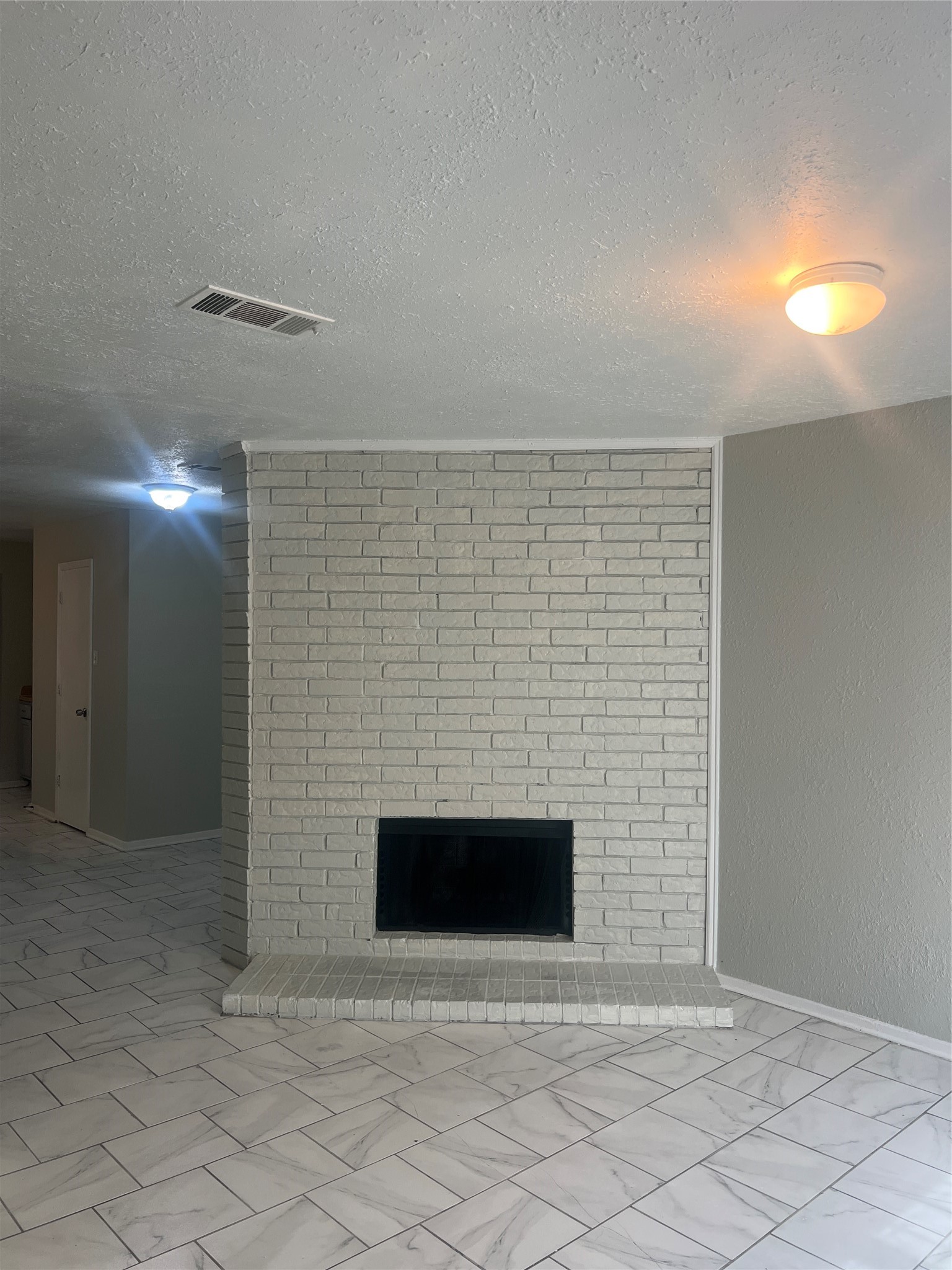 2137 Aspen Drive Dallas TX 75227