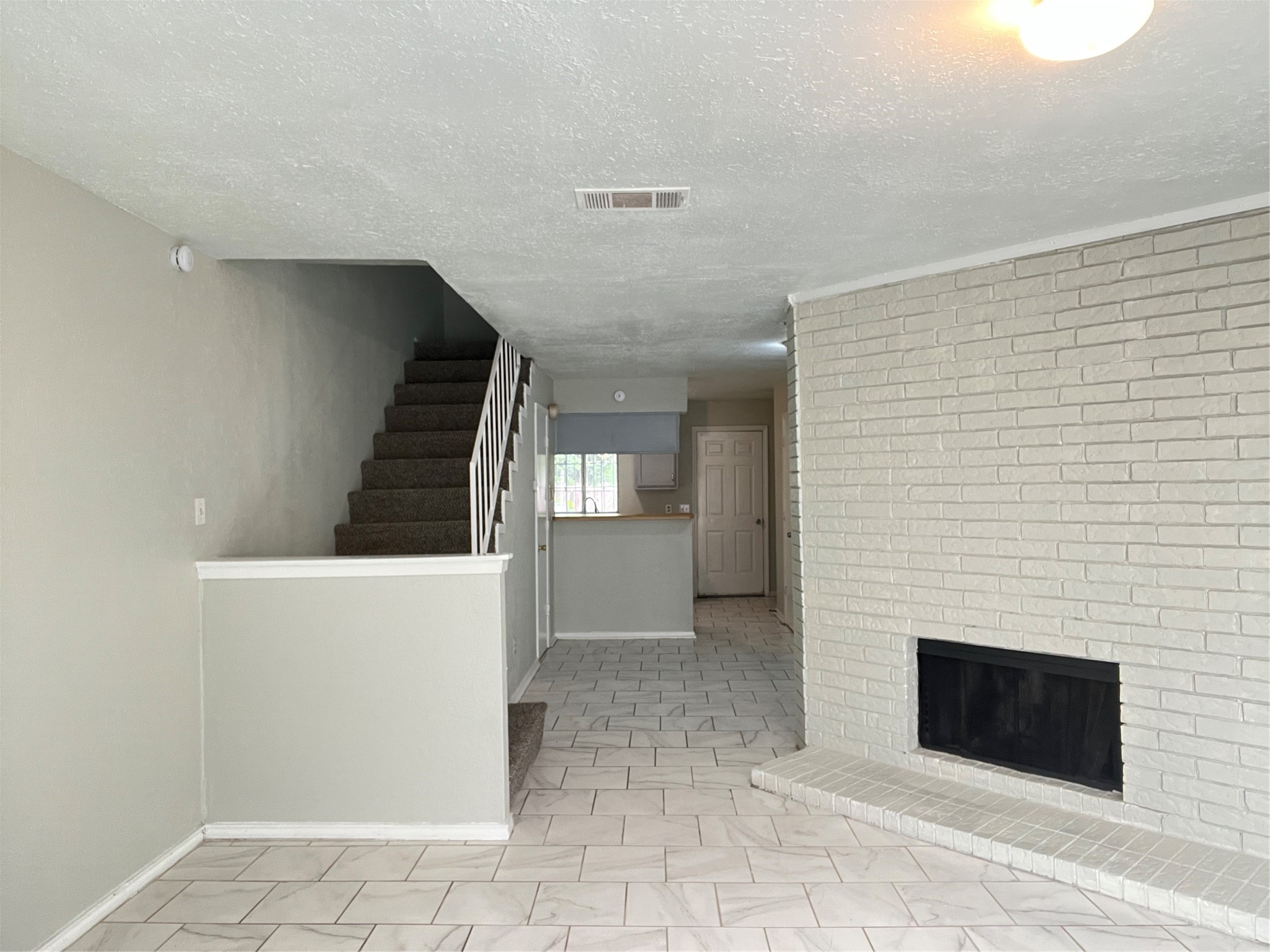 2137 Aspen Drive Dallas TX 75227