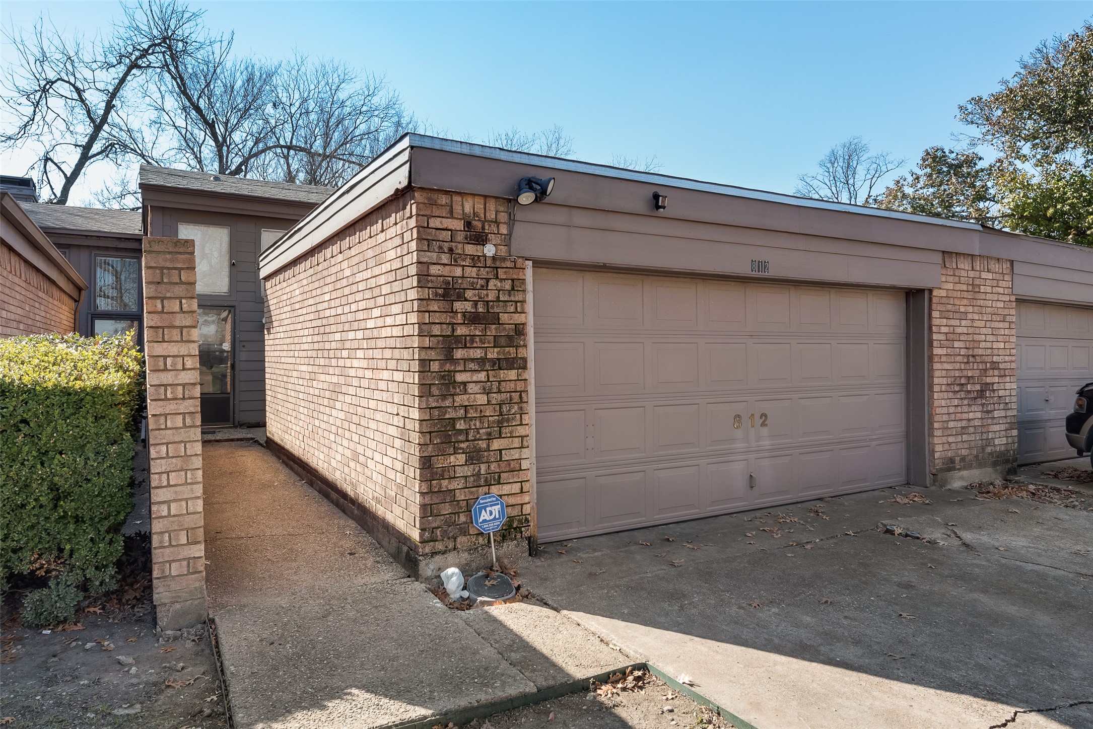 812 Clarissa Place Garland TX 75040