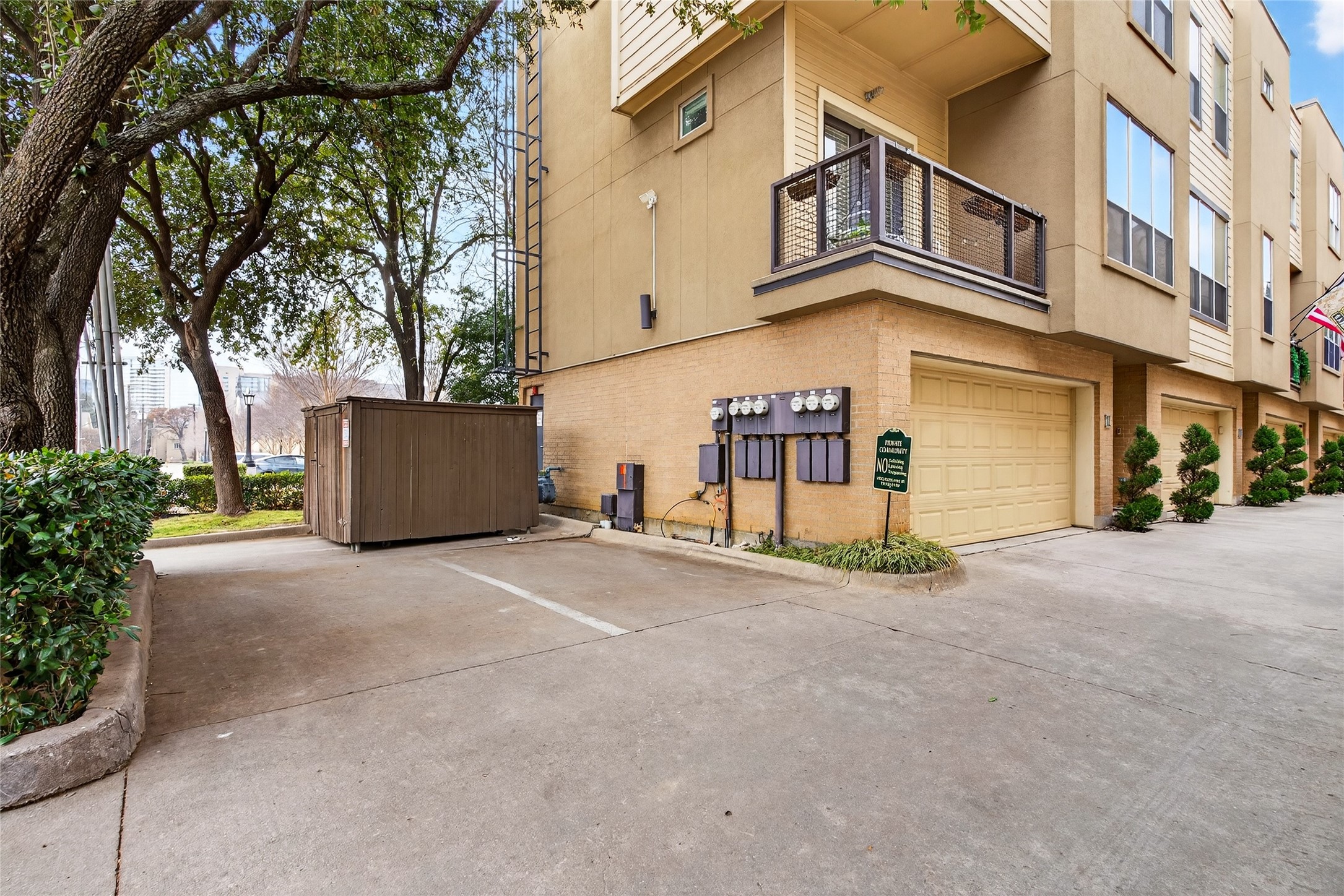 4050 Mckinney Avenue Dallas TX 75204