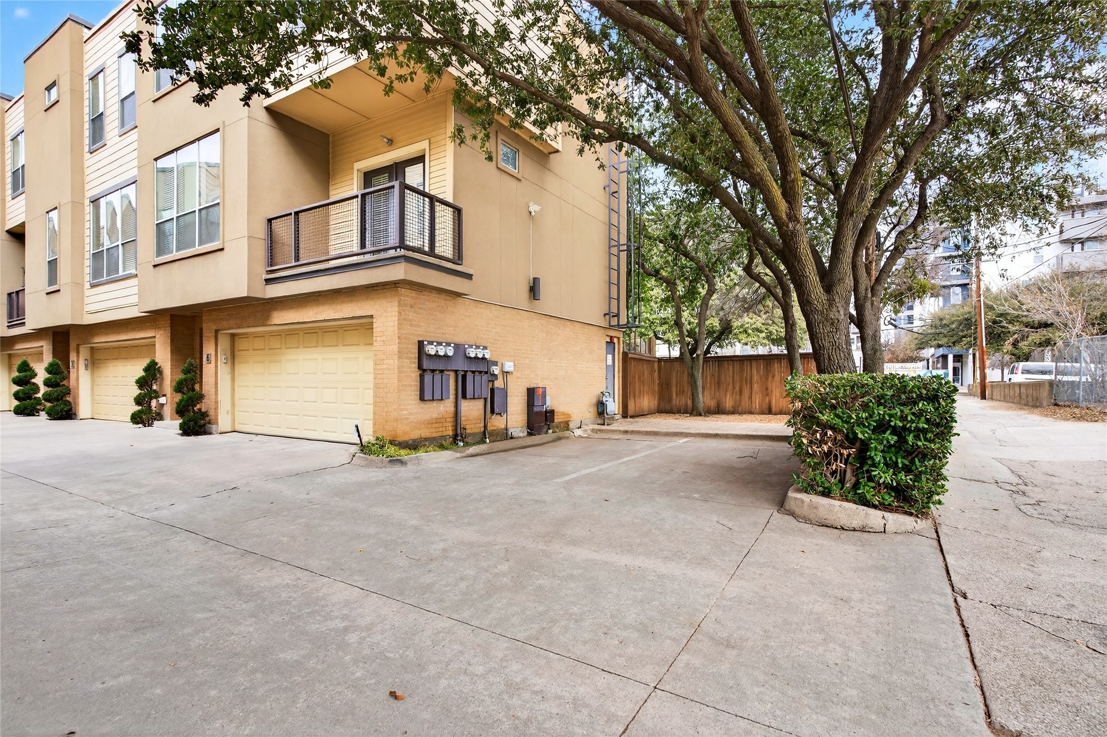 4050 Mckinney Avenue Dallas TX 75204