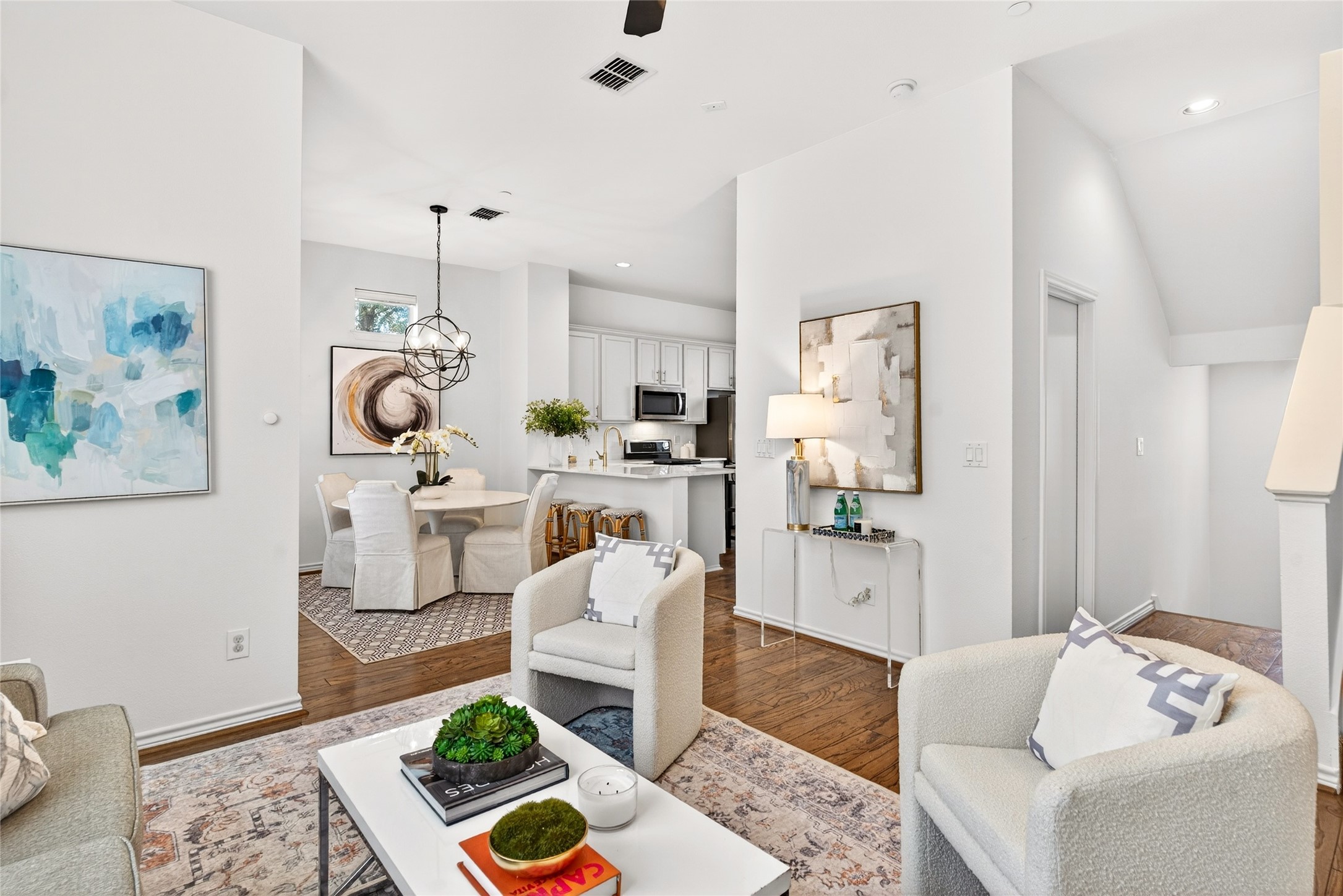 4050 Mckinney Avenue Dallas TX 75204
