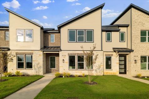 8918 Lowell Street Rowlett TX 75089
