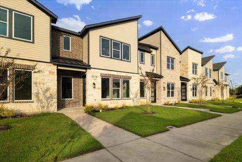 8918 Lowell Street Rowlett TX 75089