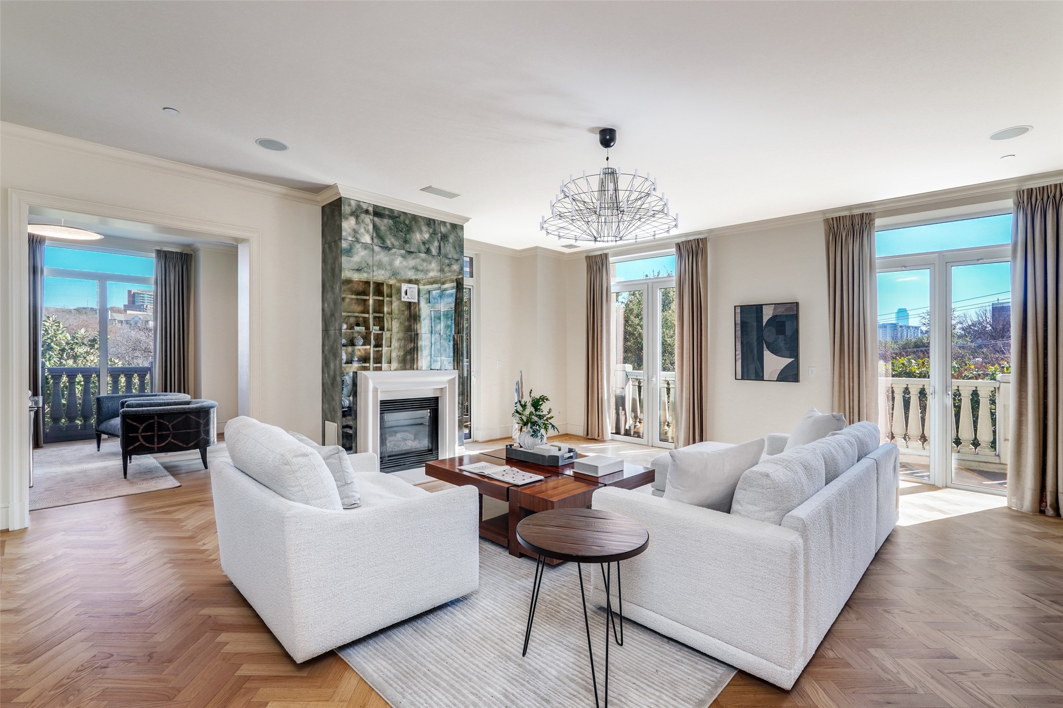 3505 Turtle Creek Boulevard Dallas TX 75219